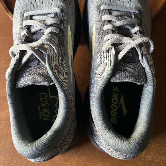 Brooks Ghost 16 Primer Gray Road Running Shoes Sneakers Men\'s 7.5 Women\'s 9